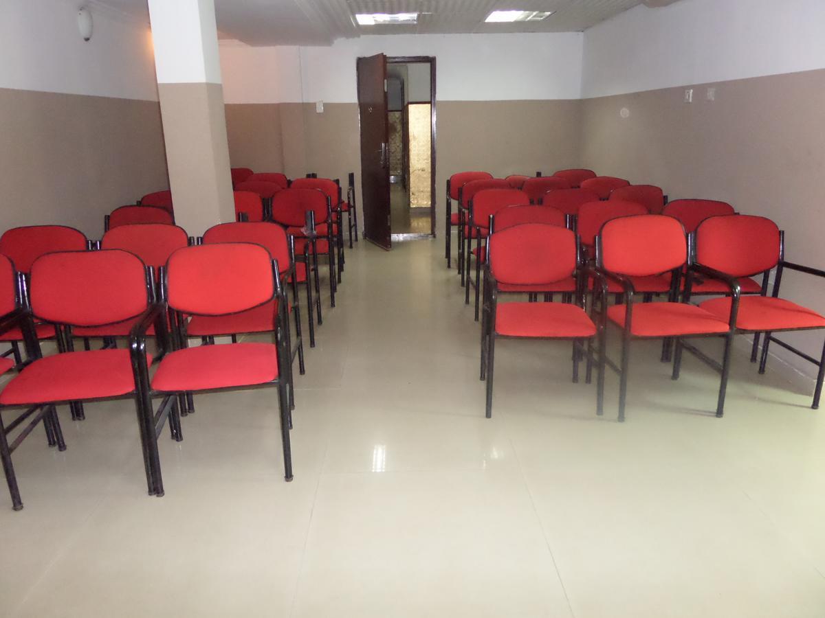 Theodawn Hotels @ Suite 29 Ikeja Esterno foto