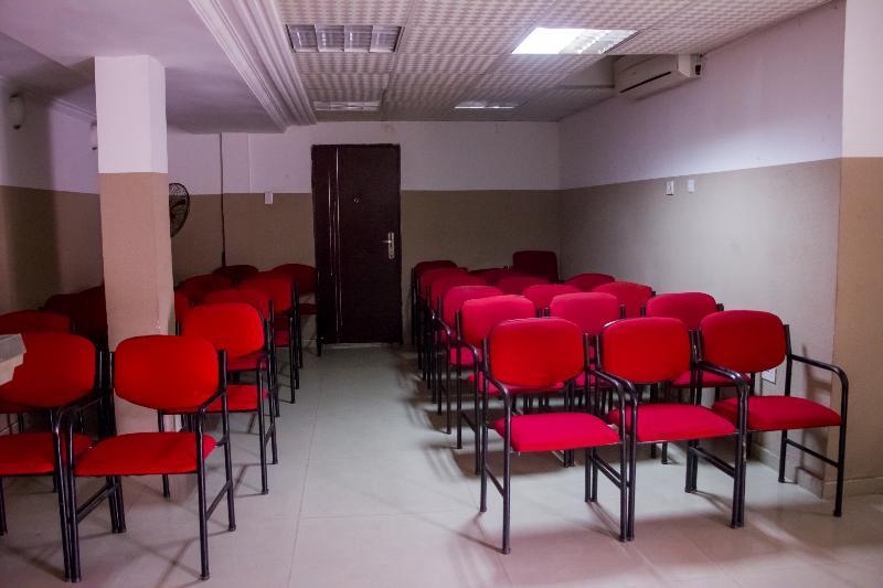 Theodawn Hotels @ Suite 29 Ikeja Esterno foto