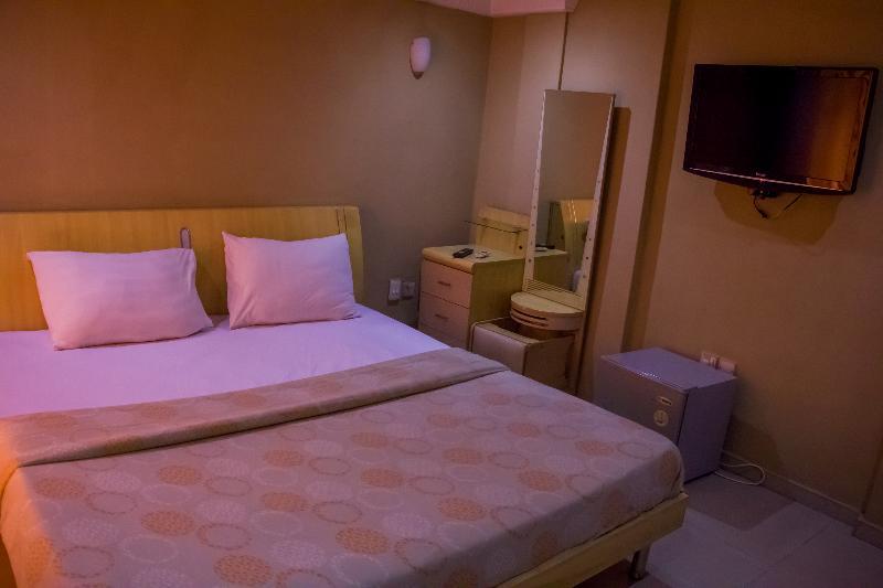 Theodawn Hotels @ Suite 29 Ikeja Esterno foto