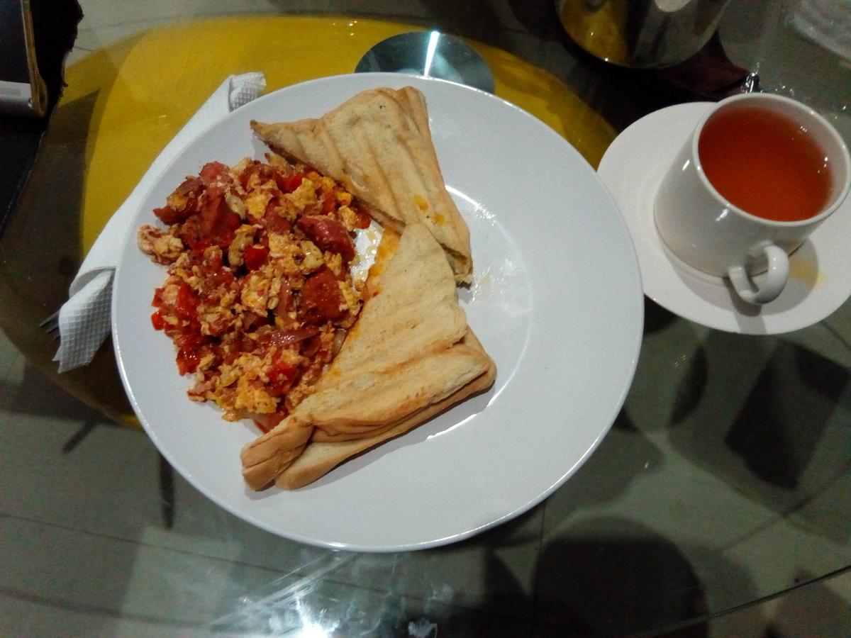 Theodawn Hotels @ Suite 29 Ikeja Esterno foto