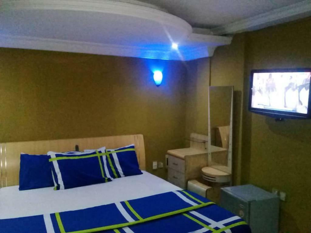 Theodawn Hotels @ Suite 29 Ikeja Esterno foto